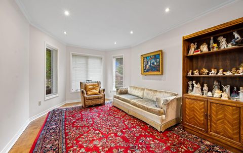 Photo 3 at 1252 Greenwood Crescent, CV Clearview, Oakville