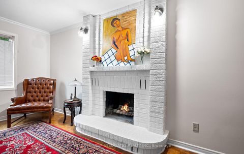 Photo 8 at 1252 Greenwood Crescent, CV Clearview, Oakville