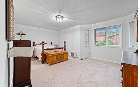 Photo 22 at 1252 Greenwood Crescent, CV Clearview, Oakville