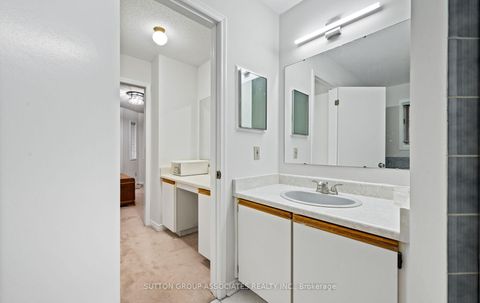 Photo 27 at 1252 Greenwood Crescent, CV Clearview, Oakville