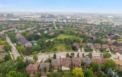 Photo 45 at 1252 Greenwood Crescent, CV Clearview, Oakville