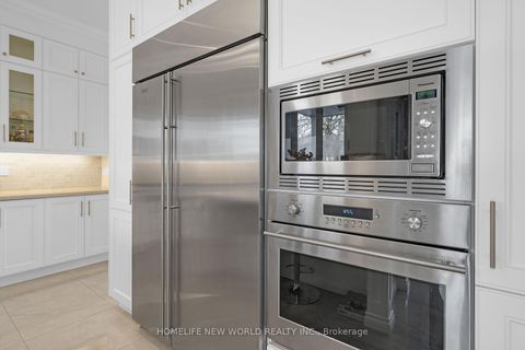 Photo 17 at 10 Stancroft Drive, Westbrook, Richmond Hill