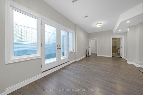 Photo 35 at 10 Stancroft Drive, Westbrook, Richmond Hill