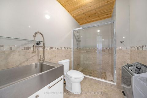 Photo 36 at 10 Stancroft Drive, Westbrook, Richmond Hill