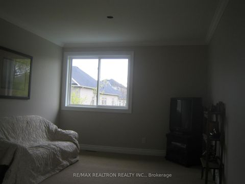 Photo 3 at 166 WELDRICK Road, North Richvale, Richmond Hill