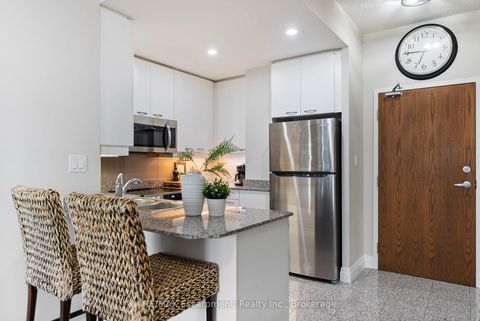 Photo 1 at 902 - 88 Palace Pier, Mimico, Toronto