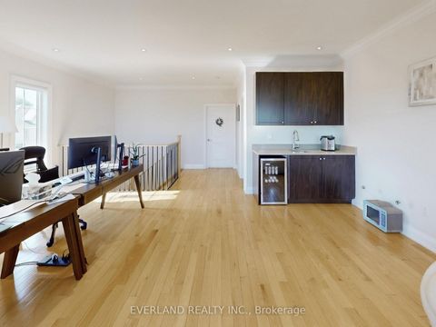 Photo 23 at 5 Point Pelee Lane, Rouge Woods, Richmond Hill