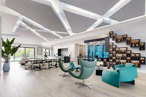 Photo 6 at 23 Hunters Glen Road, Aurora Estates, Aurora