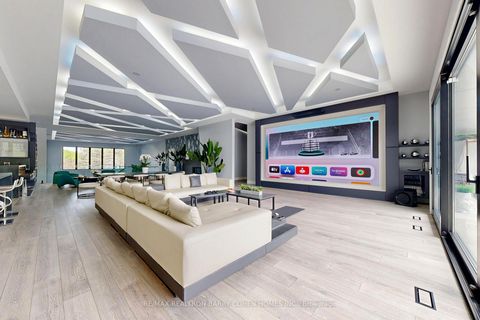 Photo 11 at 23 Hunters Glen Road, Aurora Estates, Aurora