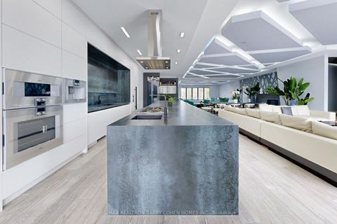 Photo 12 at 23 Hunters Glen Road, Aurora Estates, Aurora