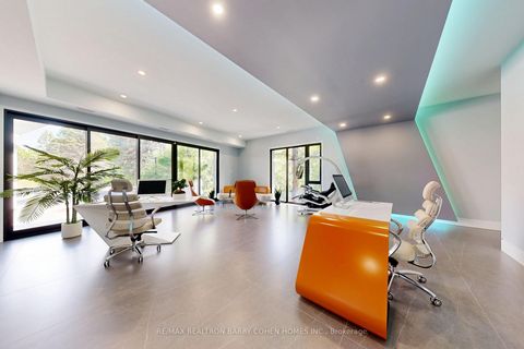 Photo 34 at 23 Hunters Glen Road, Aurora Estates, Aurora