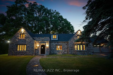 Photo 1 at 690 Bessborough Drive, Centennial, Oshawa