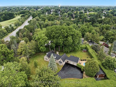 Photo 5 at 690 Bessborough Drive, Centennial, Oshawa