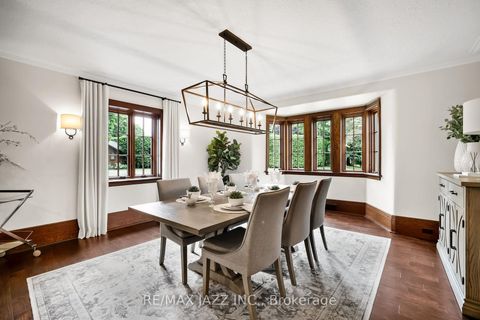 Photo 14 at 690 Bessborough Drive, Centennial, Oshawa