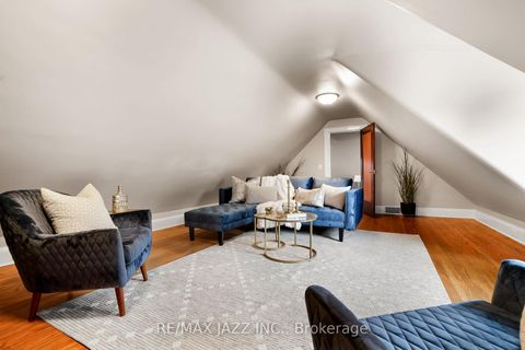 Photo 29 at 690 Bessborough Drive, Centennial, Oshawa