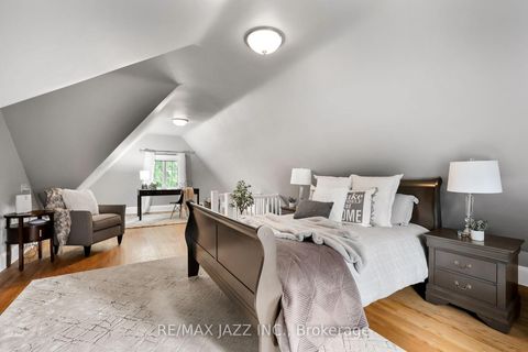 Photo 30 at 690 Bessborough Drive, Centennial, Oshawa