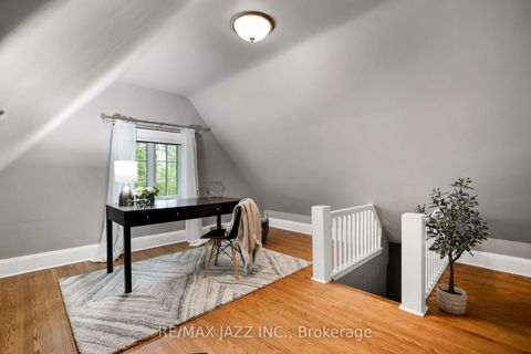 Photo 31 at 690 Bessborough Drive, Centennial, Oshawa