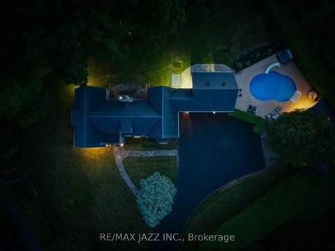 Photo 47 at 690 Bessborough Drive, Centennial, Oshawa