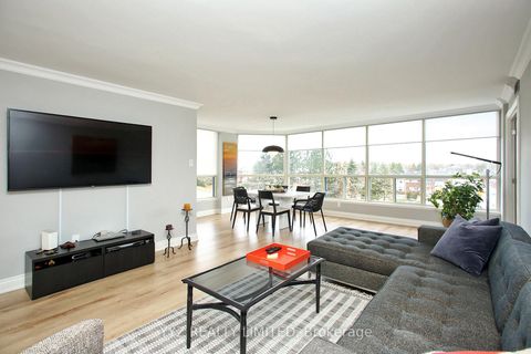 Photo 12 at 407 - 1 Clark Avenue W, Yorkhill, Vaughan