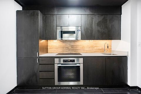 Photo 5 at G20 - 18 Capreol Court, Waterfront Communities C1, Toronto