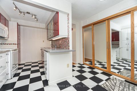 Photo 7 at #10 - 2112 Queen Street E, The Beaches, Toronto