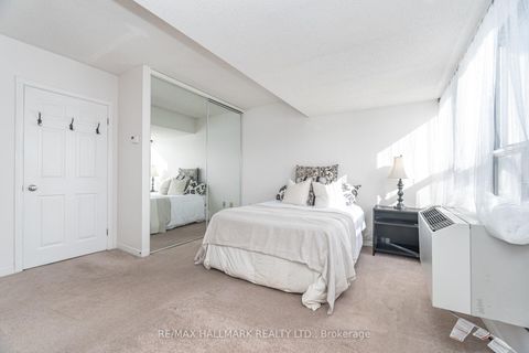 Photo 17 at #10 - 2112 Queen Street E, The Beaches, Toronto