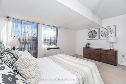 Photo 19 at #10 - 2112 Queen Street E, The Beaches, Toronto