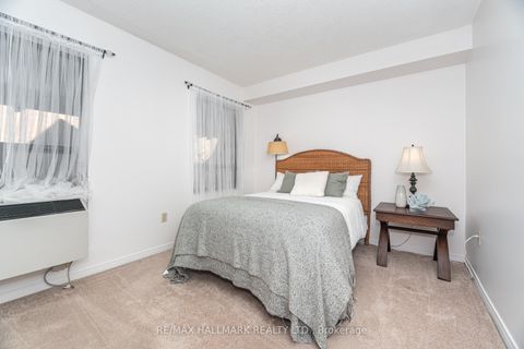 Photo 20 at #10 - 2112 Queen Street E, The Beaches, Toronto