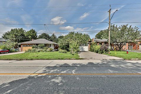 Photo 0 at 40 Weldrick Road W, North Richvale, Richmond Hill