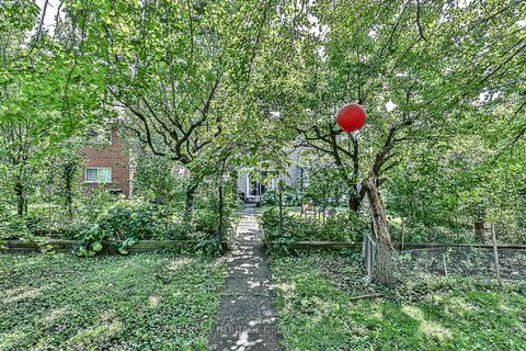 Photo 29 at 40 Weldrick Road W, North Richvale, Richmond Hill