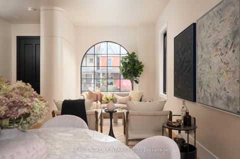 Photo 7 at 256 Major Street, University, Toronto