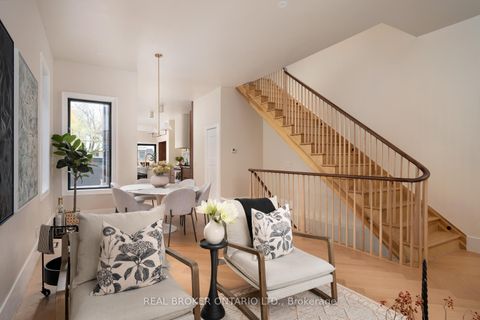 Photo 8 at 256 Major Street, University, Toronto