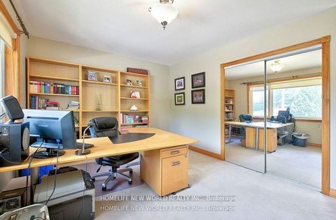 Photo 23 at 7 Sulgrave Crescent, Windfields, Toronto