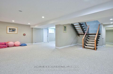 Photo 35 at 7 Sulgrave Crescent, Windfields, Toronto