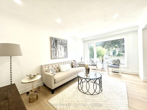 Photo 8 at 323 Elmwood Avenue, Harding, Richmond Hill