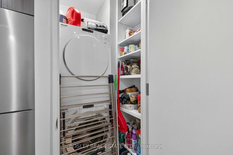 Photo 11 at 1502 - 40 Scollard Street, Annex, Toronto