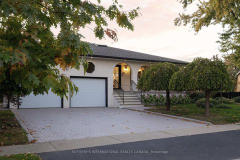 Photo 34 at 36 Rosemeade Avenue, Queensway, Toronto