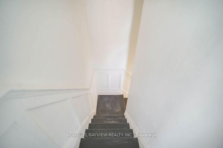 Photo 35 at 187 Park Road S, Vanier, Oshawa