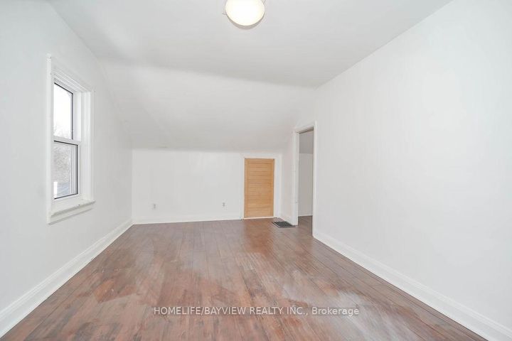 Photo 37 at 187 Park Road S, Vanier, Oshawa