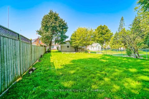 Photo 14 at 187 Park Road S, Vanier, Oshawa