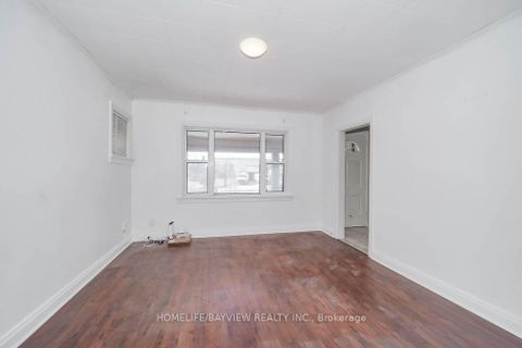 Photo 22 at 187 Park Road S, Vanier, Oshawa