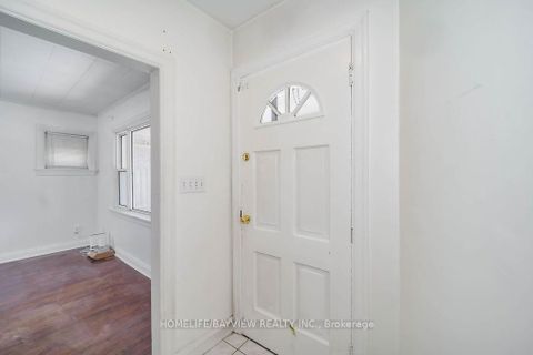 Photo 25 at 187 Park Road S, Vanier, Oshawa