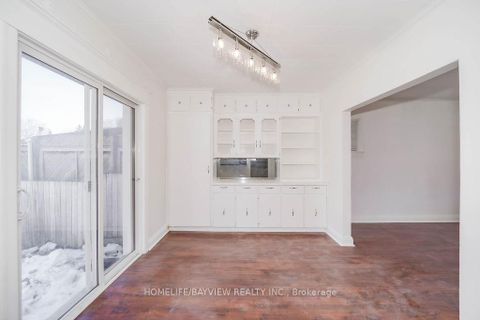 Photo 33 at 187 Park Road S, Vanier, Oshawa