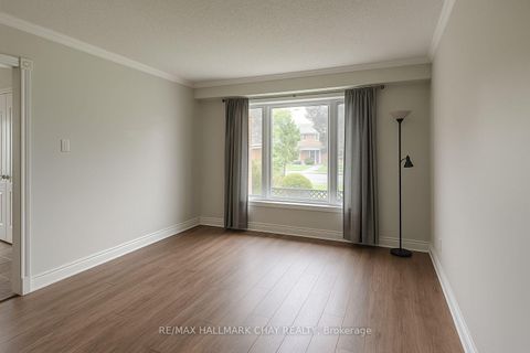 Photo 5 at 83 TRILLIUM Crescent, Allandale, Barrie