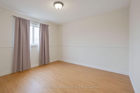 Photo 11 at 83 TRILLIUM Crescent, Allandale, Barrie