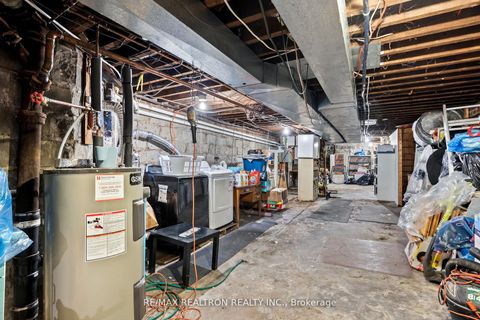 Photo 27 at 1611 Bloor Street W, Swansea, Toronto