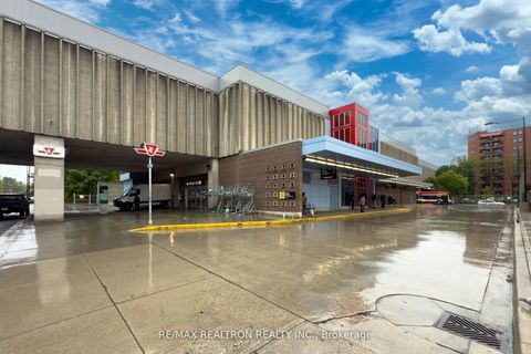 Photo 38 at 1611 Bloor Street W, Swansea, Toronto