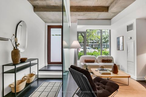 Photo 4 at 113 - 55 Stewart Street, Waterfront Communities C1, Toronto