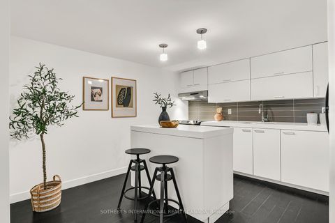 Photo 13 at 113 - 55 Stewart Street, Waterfront Communities C1, Toronto