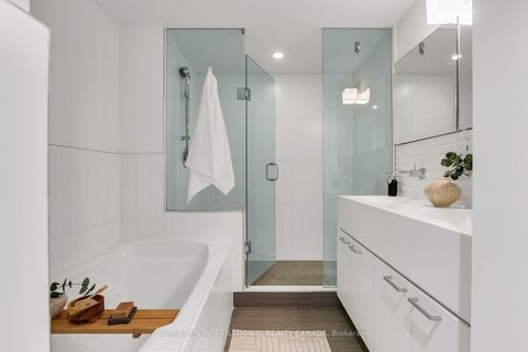 Photo 25 at 113 - 55 Stewart Street, Waterfront Communities C1, Toronto